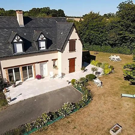 D'hotes Le Bignon Dans Les Alpes Mancelles * Виллен-ла-Жюель