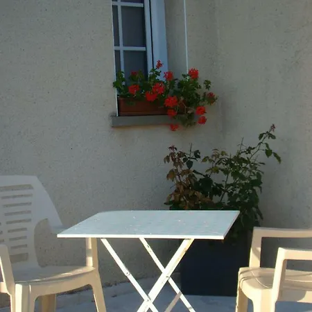 D'hotes Le Bignon Dans Les Alpes Mancelles فندق مبيت وإفطار Villaines-la-Juhel