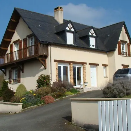 فندق مبيت وإفطار D'hotes Le Bignon Dans Les Alpes Mancelles Villaines-la-Juhel