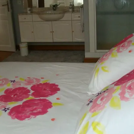 D'hotes Le Bignon Dans Les Alpes Mancelles فندق مبيت وإفطار